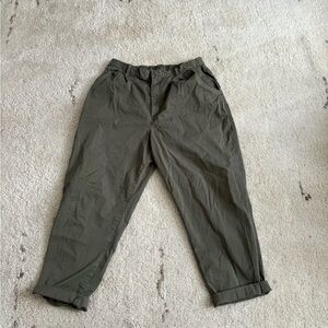 NWOT Gap zip front chino with back elastic waist